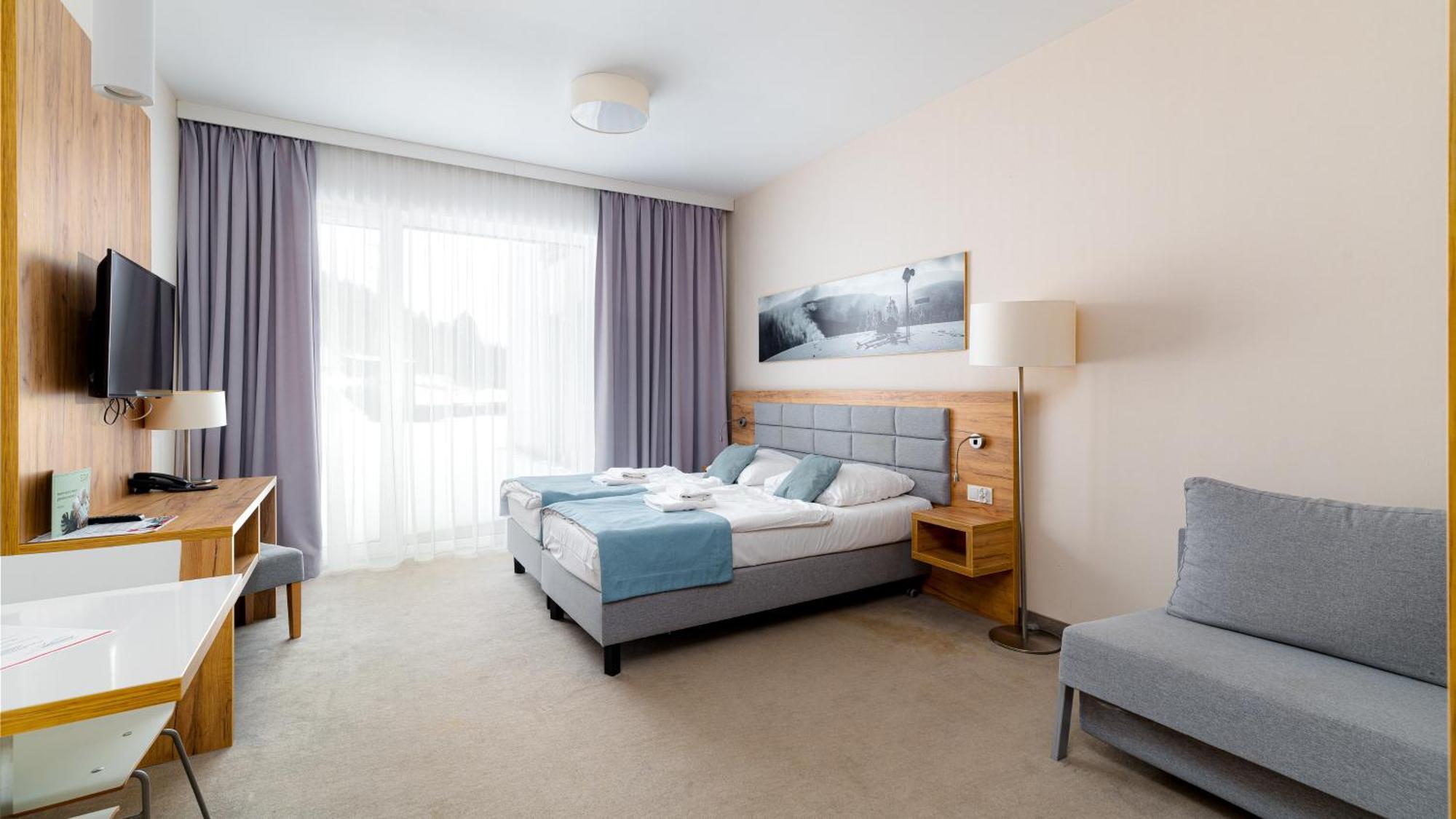 Panorama - Czarna Gora Resort By Sun & Snow Z Basenem I Sniadaniem 西恩纳 外观 照片