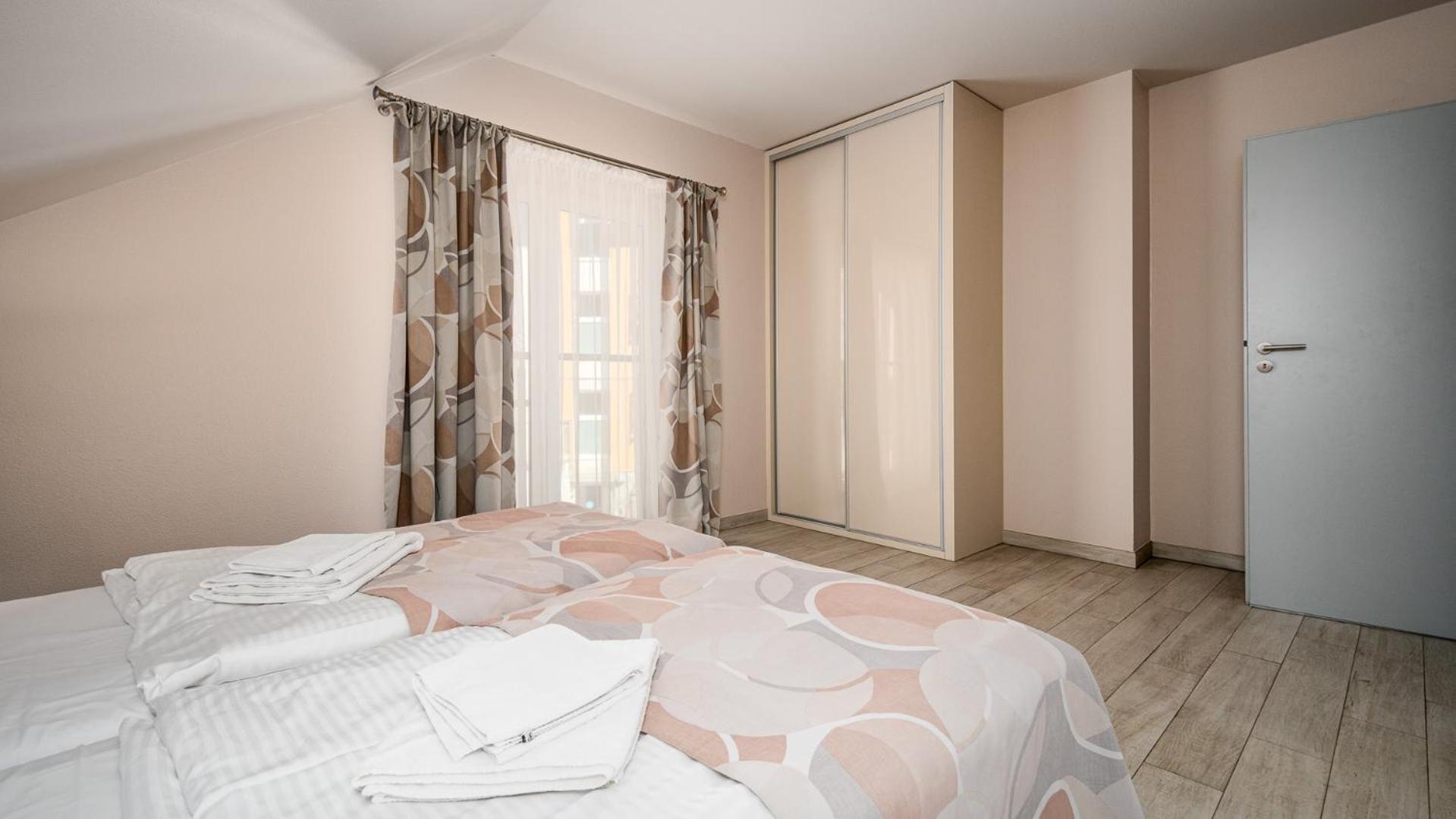 Panorama - Czarna Gora Resort By Sun & Snow Z Basenem I Sniadaniem 西恩纳 外观 照片