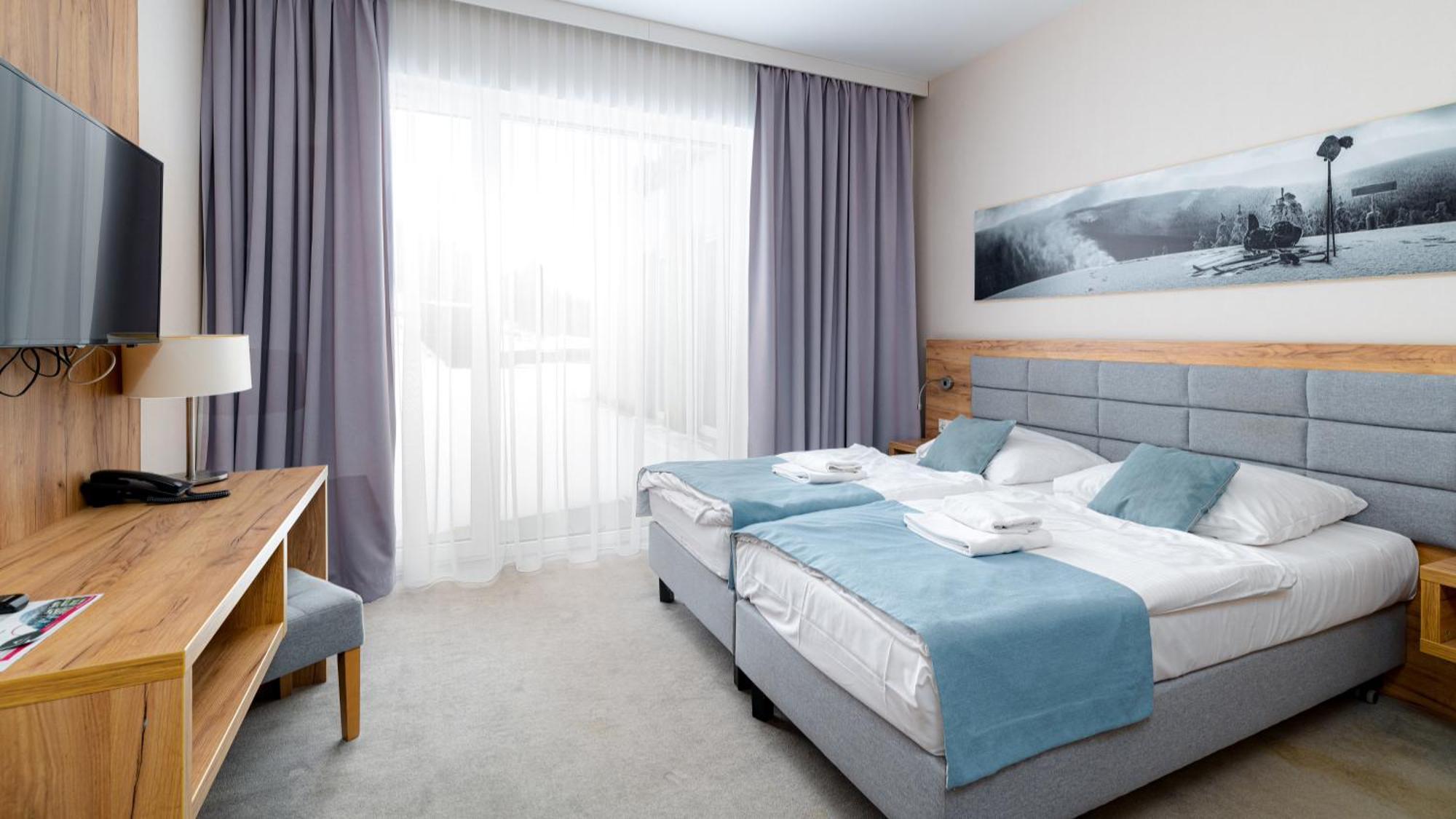 Panorama - Czarna Gora Resort By Sun & Snow Z Basenem I Sniadaniem 西恩纳 外观 照片