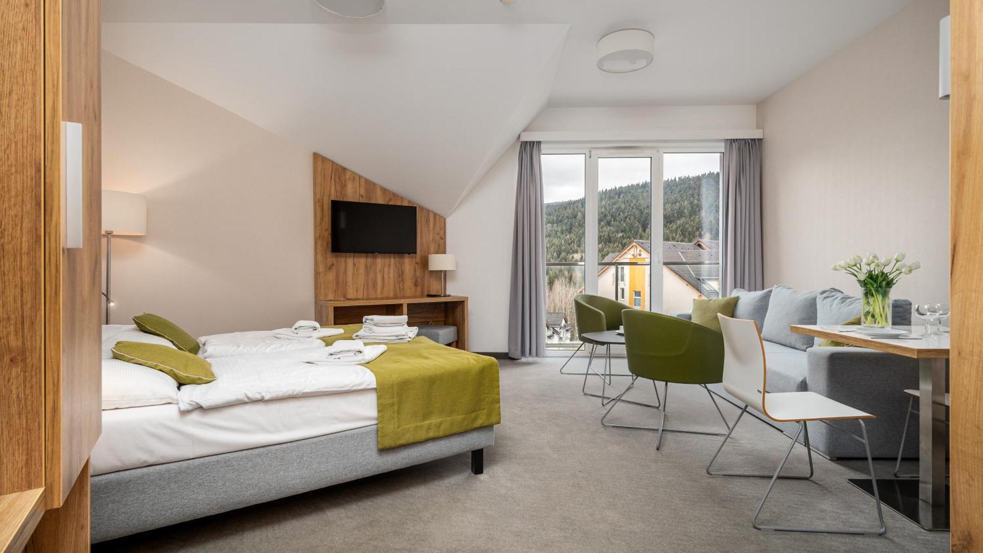 Panorama - Czarna Gora Resort By Sun & Snow Z Basenem I Sniadaniem 西恩纳 外观 照片